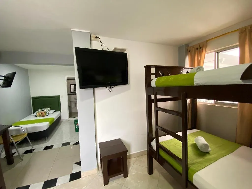 Hotel El Deportista Medellin 2*,  Colombia