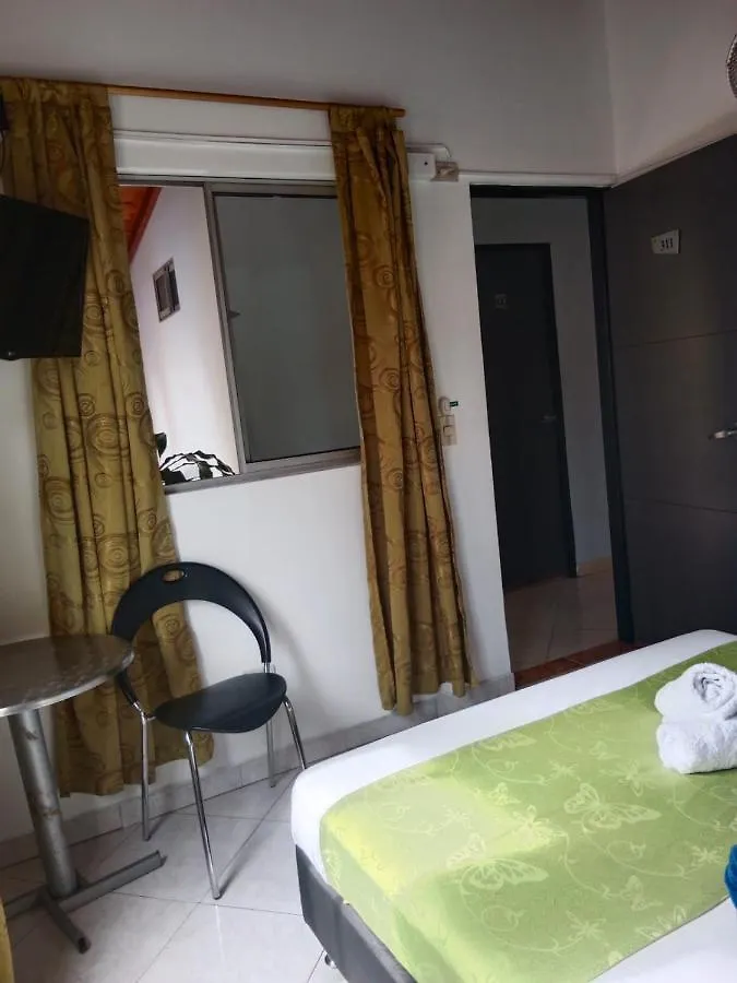 Hotel El Deportista Medellín 2*,  Colombia